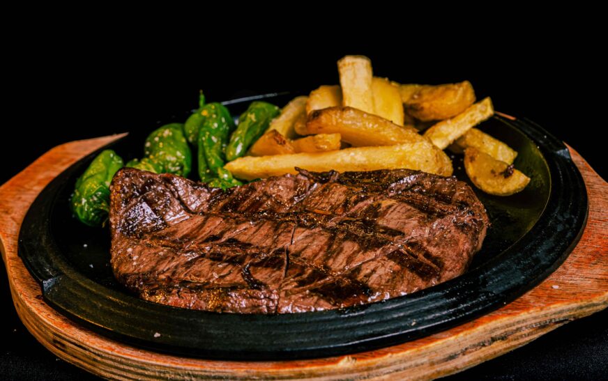 Want More Than Just Dinner? How to Choose the Best Steak Near Me for an Evening Out